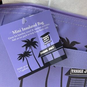 NWT TRADER JOE’S Mini Insulated Cooler Tote Lunch Bag in Purple